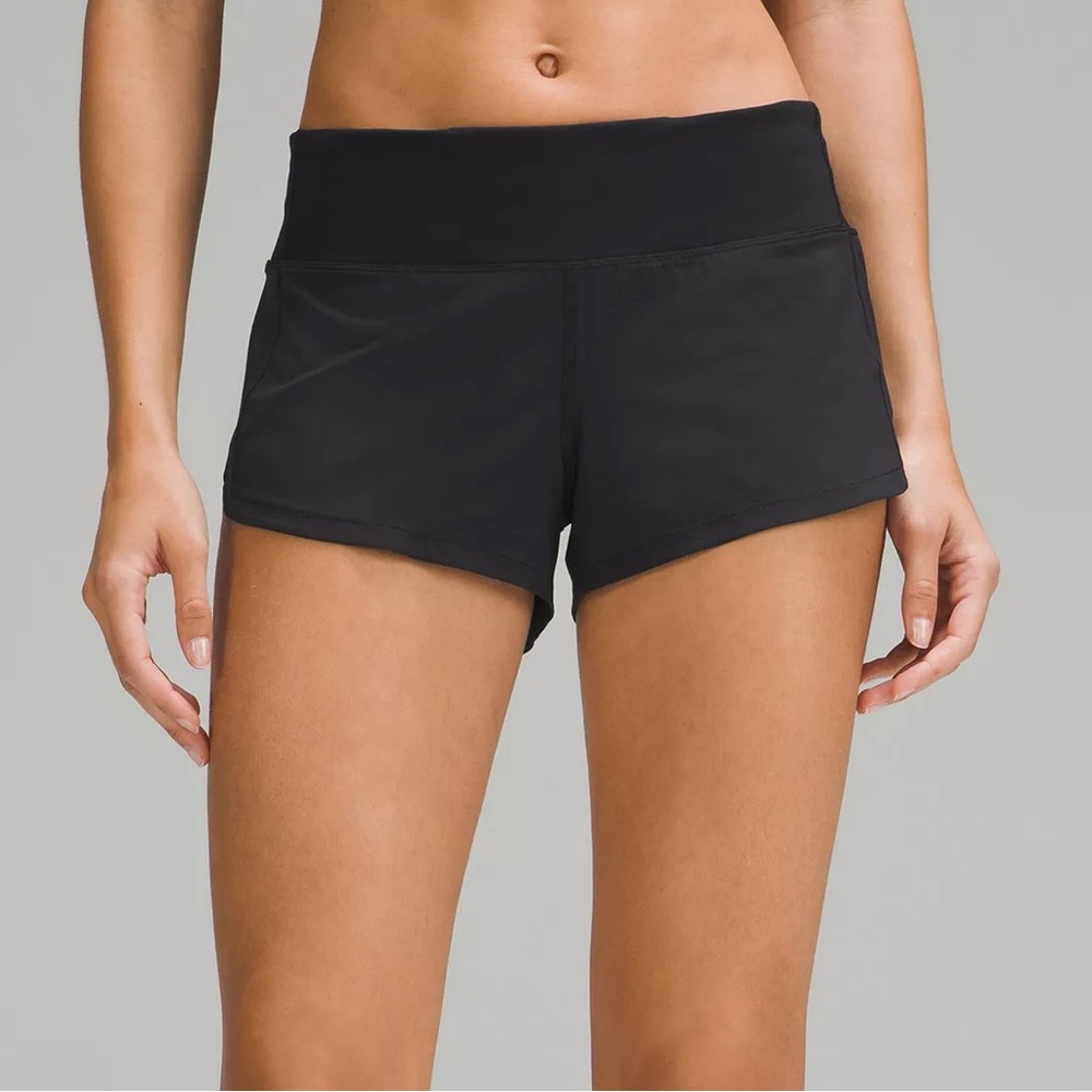 Women’s black lululemon speed up shorts, 2.5 inch inseam, size 2, like new!!